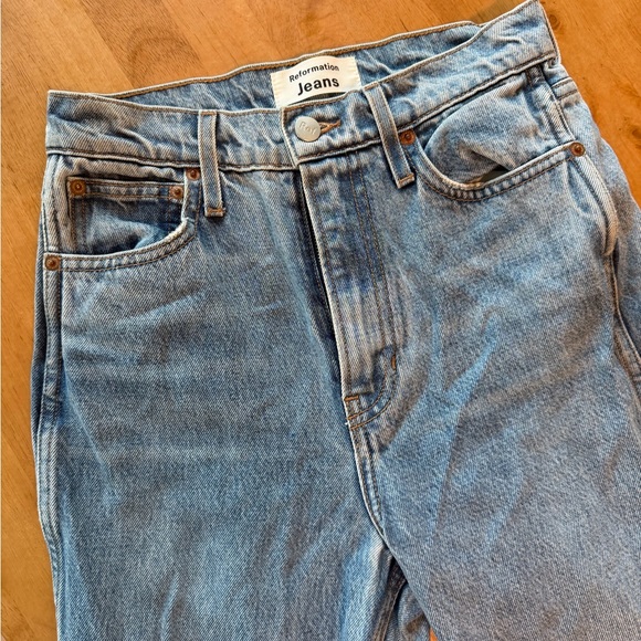 Like New Reformation Georgia Retro High Rise Flare Jeans, size 25 - Picture 5 of 8